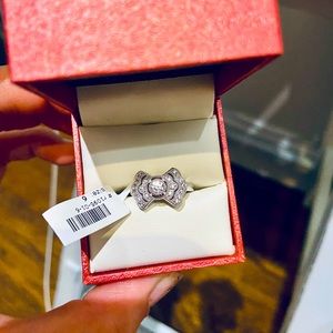 NWT Berricle Bow Ring Size 6